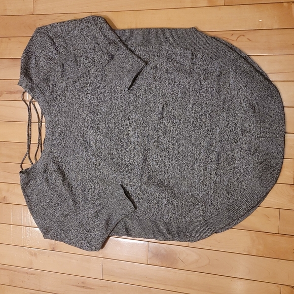 2 Express Dolman Circle Hem Sweater - Picture 3 of 9